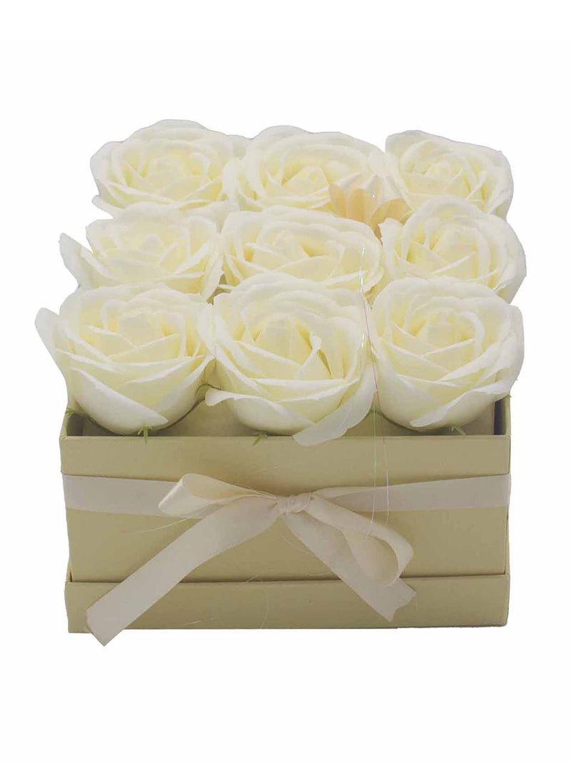 Coffret Cadeau Carré 9 Roses de Savon Crèmes