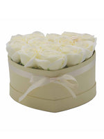 Grand Coffret Cadeau Coeur 13 Roses de Savon Crèmes