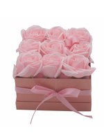 Coffret Cadeau Carré 9 Roses de Savon Roses