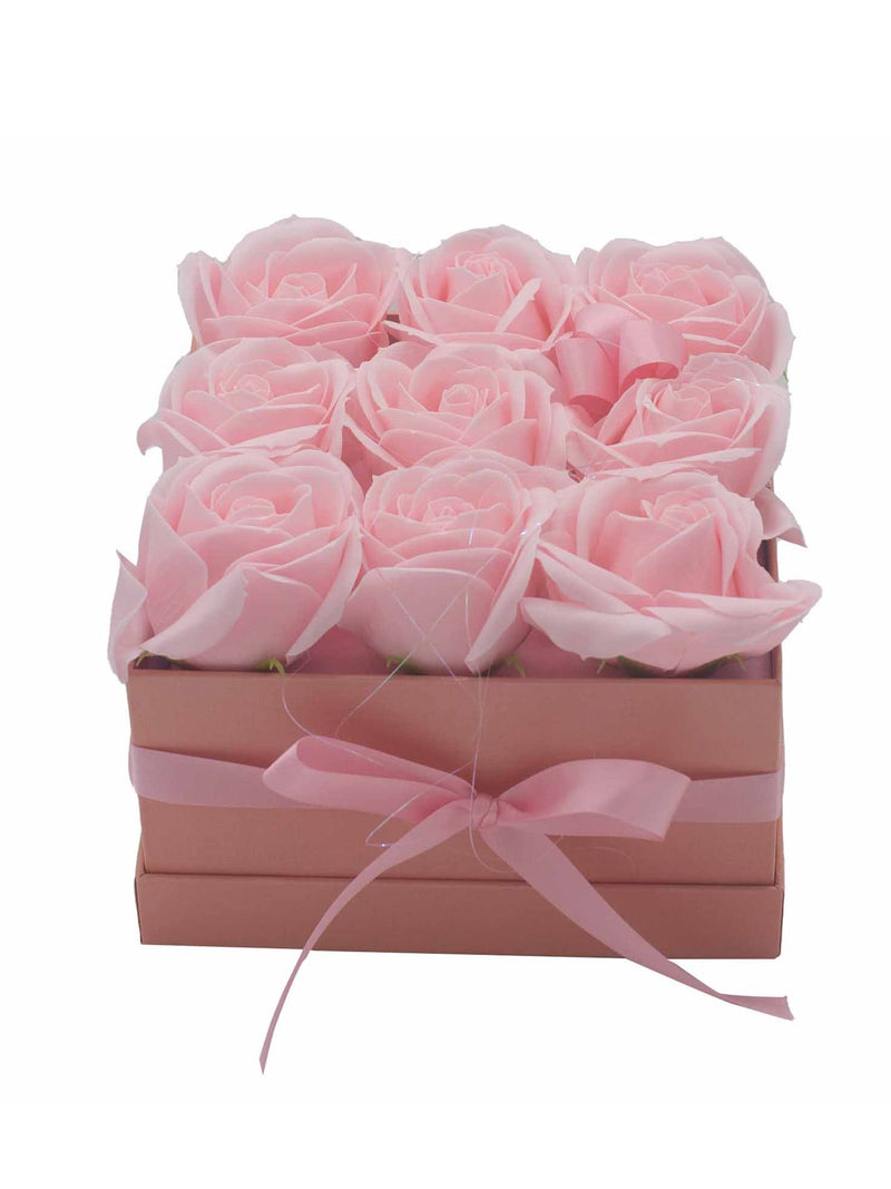 Coffret Cadeau Carré 9 Roses de Savon Roses