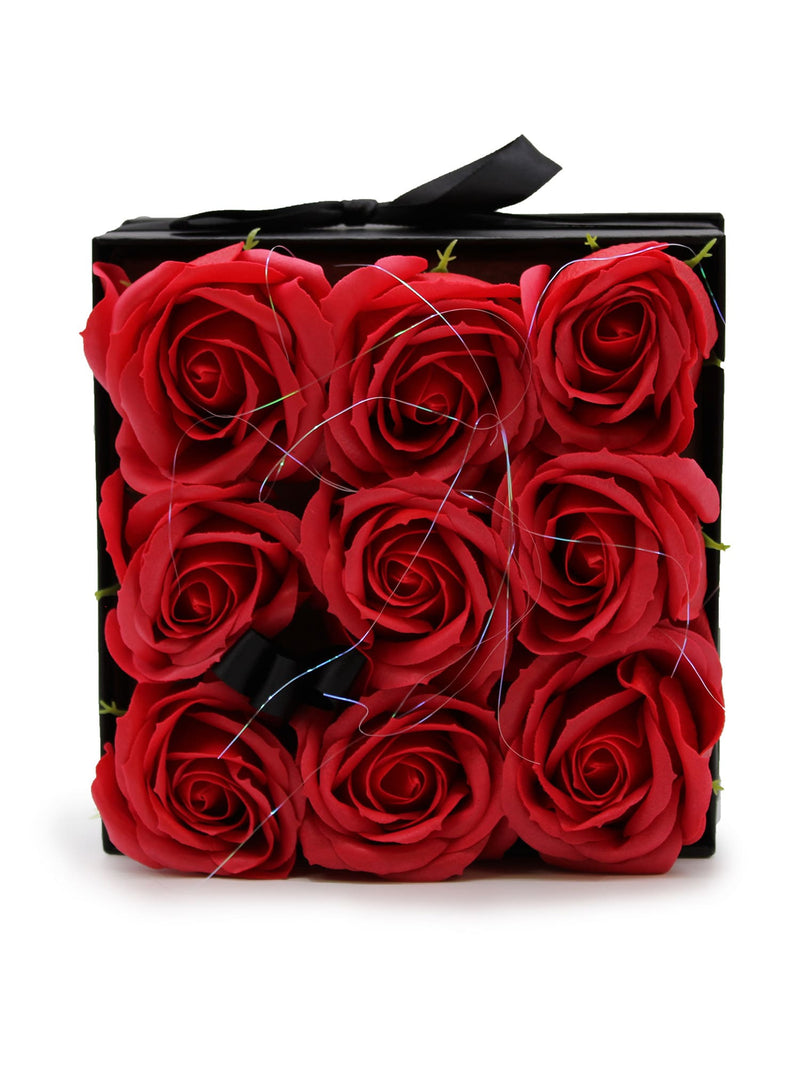 Coffret Cadeau Carré 9 Roses de Savon Rouges